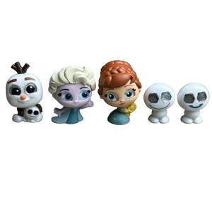 Disney Doorables Series 7 l Frozen Anna, Elsa, Olaf and Snowgie Set of 4 Figures